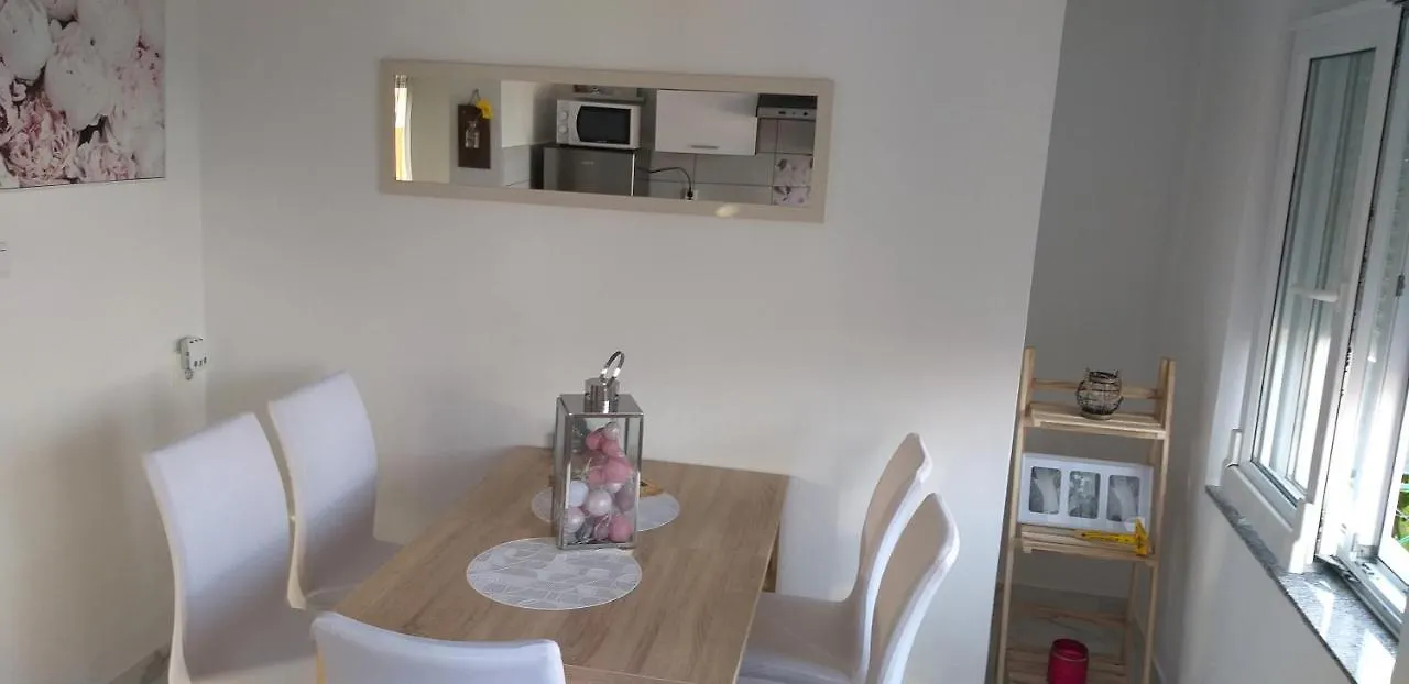 Сasa de vacaciones Apartman Zvoncica Vrsi